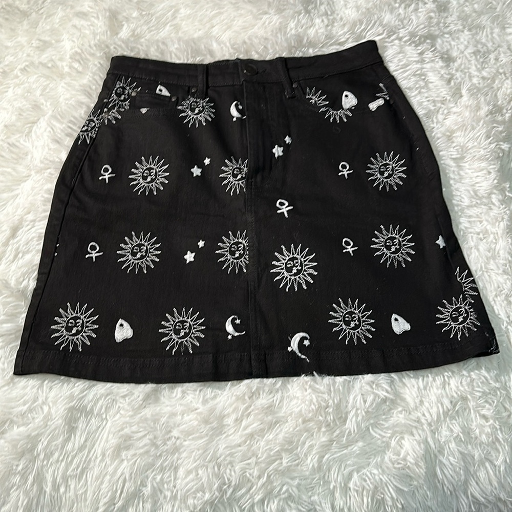 Hellbunny mini skirt size small